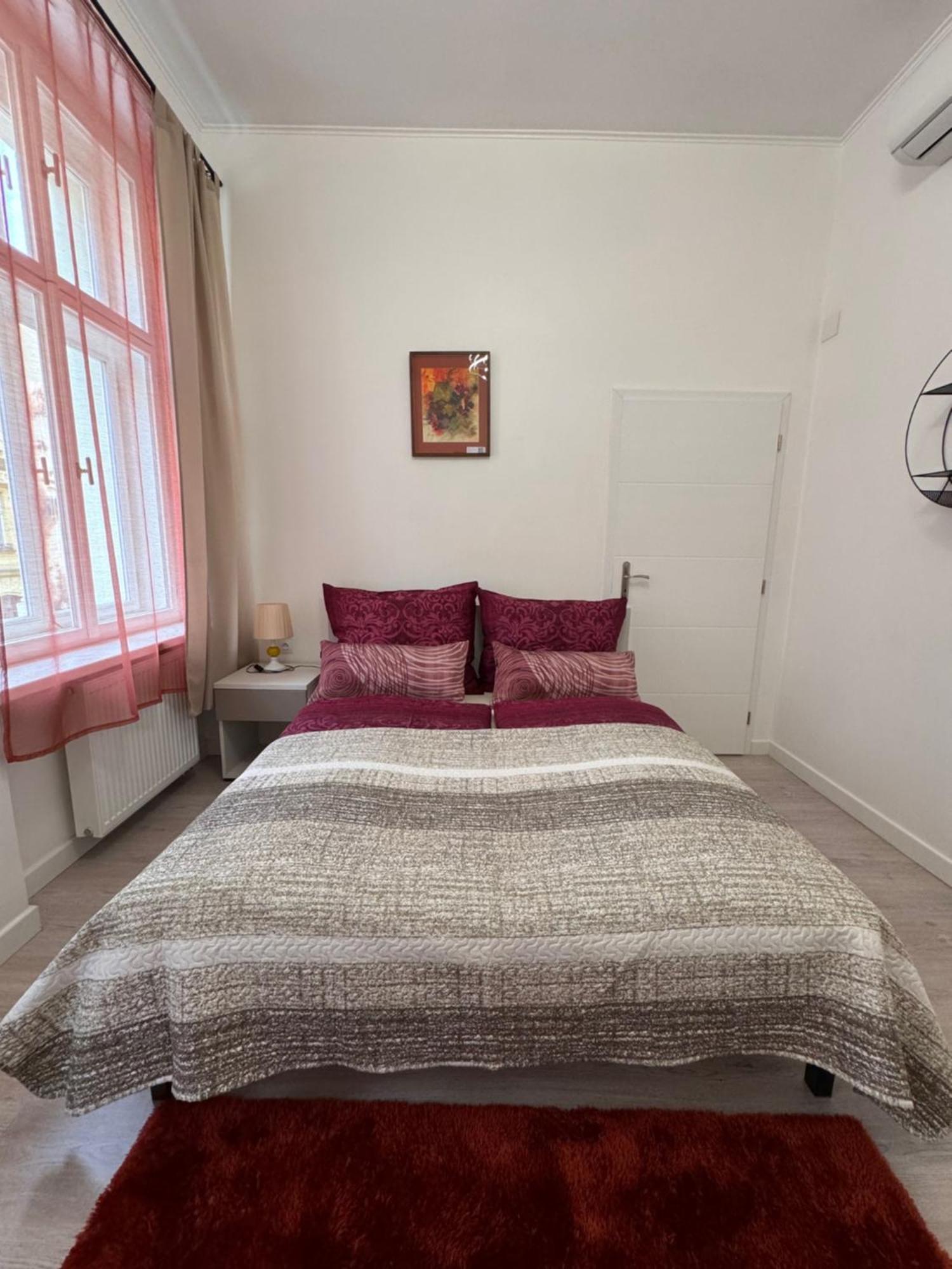 Appartement 8- Little